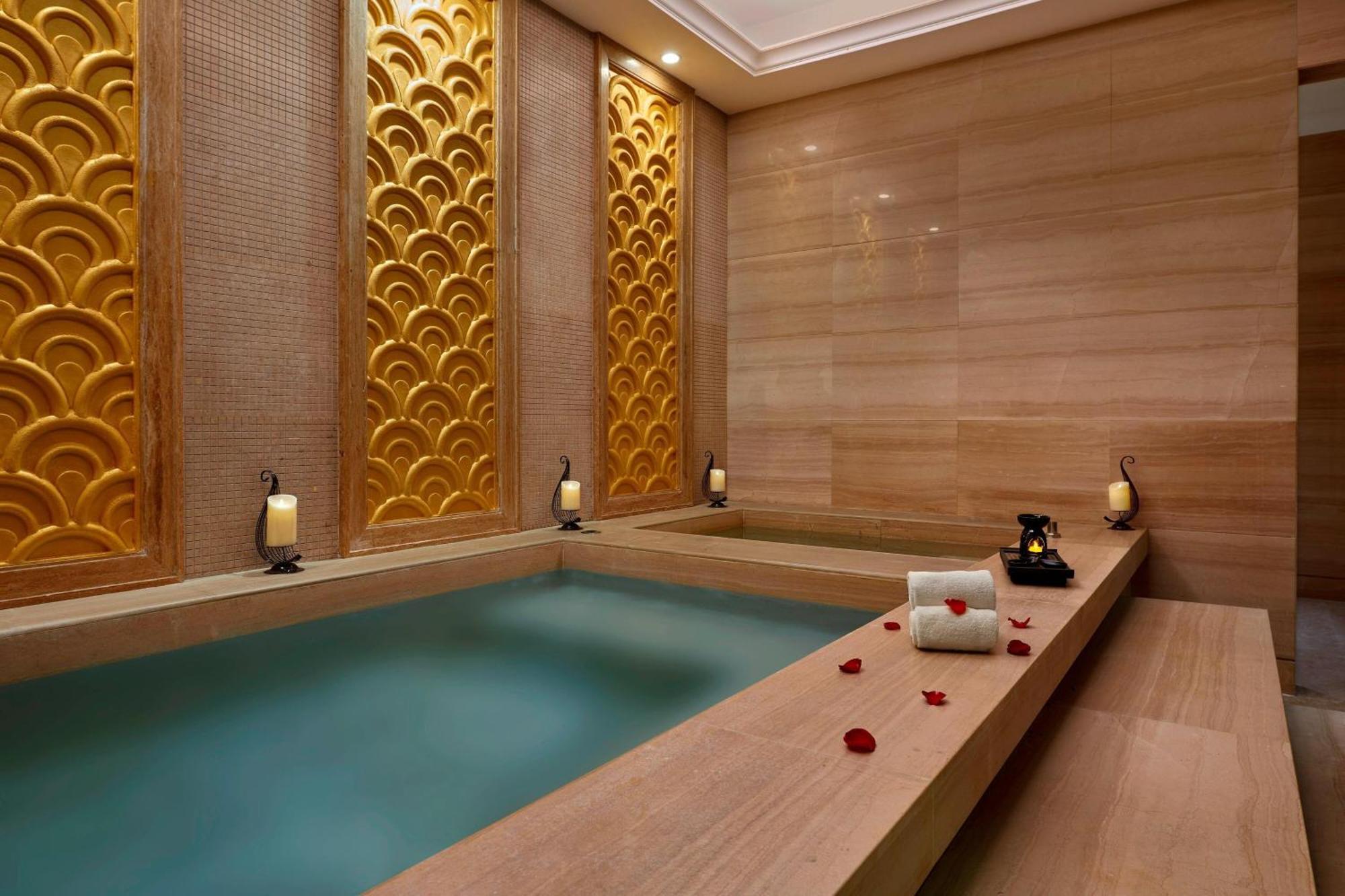 The Westin Hefei Baohe Hotel Bagian luar foto