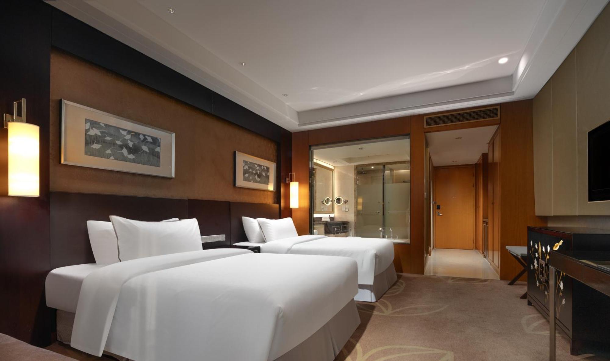 The Westin Hefei Baohe Hotel Bagian luar foto